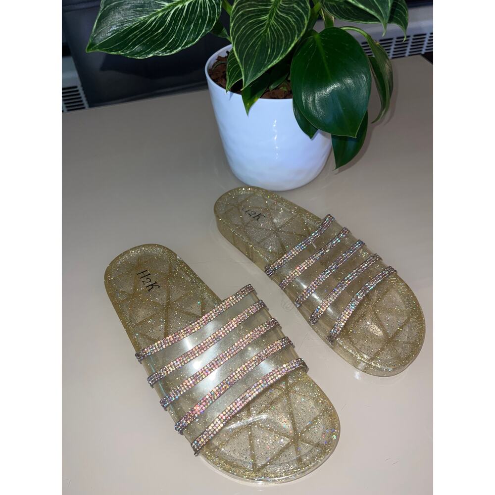 H2K SUNNY  GOLD LADIES SLIDES size 7.5